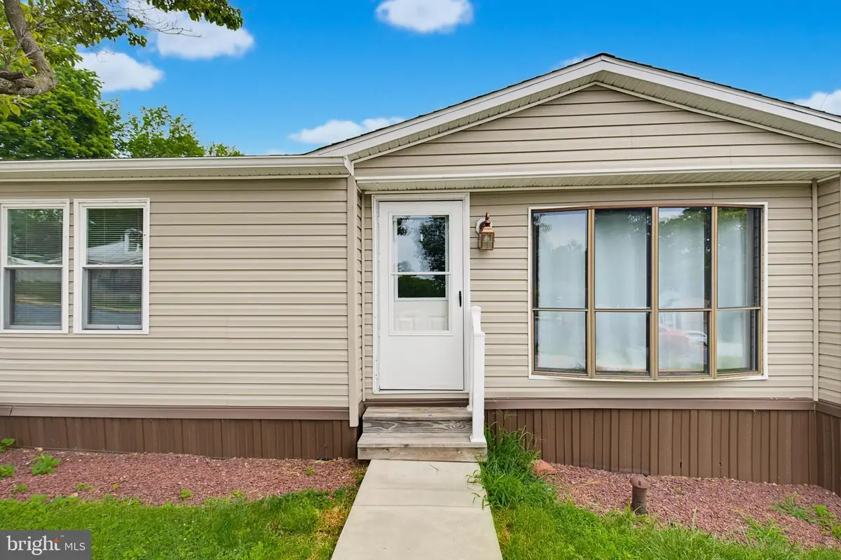 515 S 2nd St, Wrightsville, PA 17368 - #1
