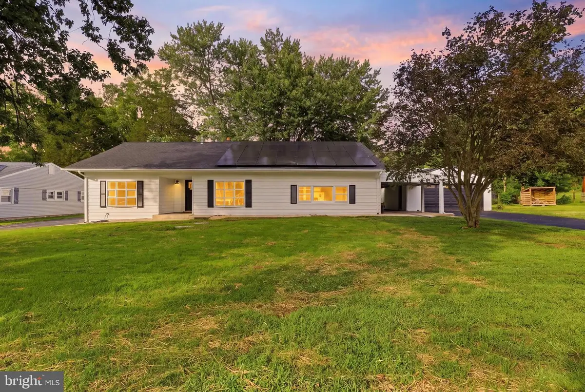 4221 Conewago Rd, Dover, PA 17315 - #1