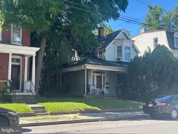 650 W Philadelphia St, YORK, PA 17401