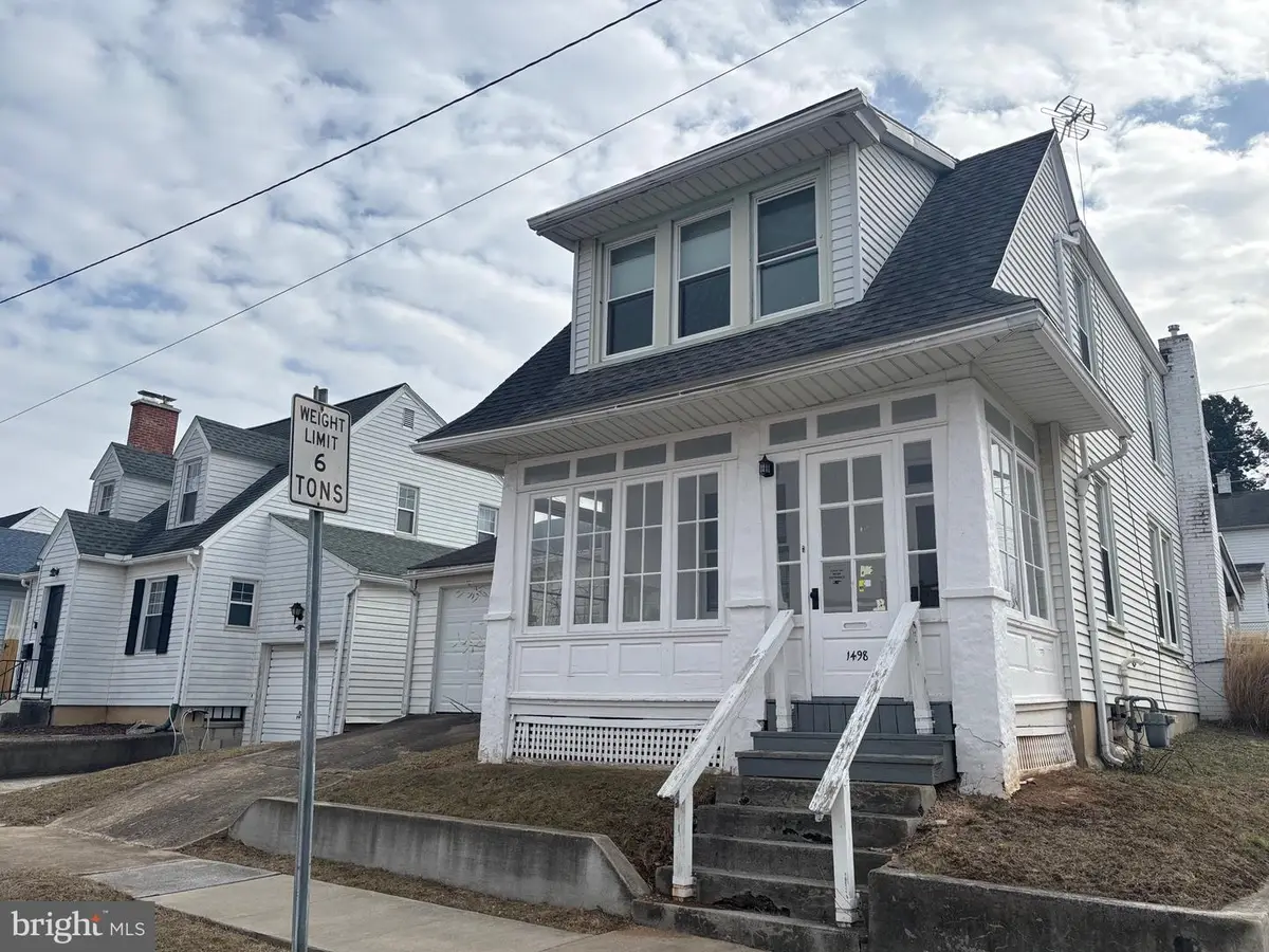 1498 W Poplar Ter, York, PA 17404 - #1