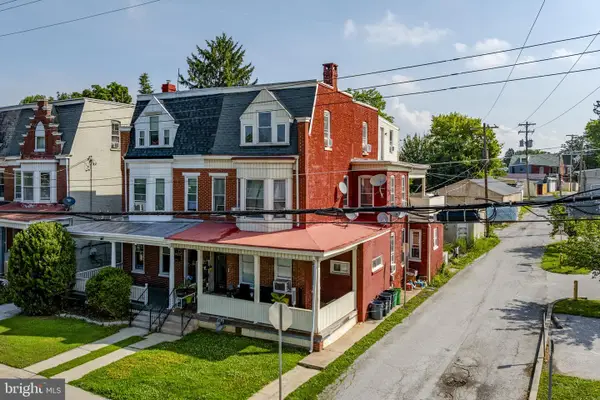 935 S Queen St, YORK, PA 17403
