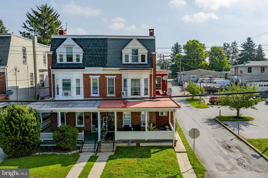 935 S Queen St, York, PA 17403 - #3