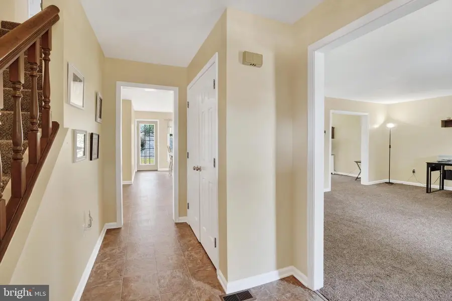 205 Knob Creek Ln, York, PA 17402 - #2