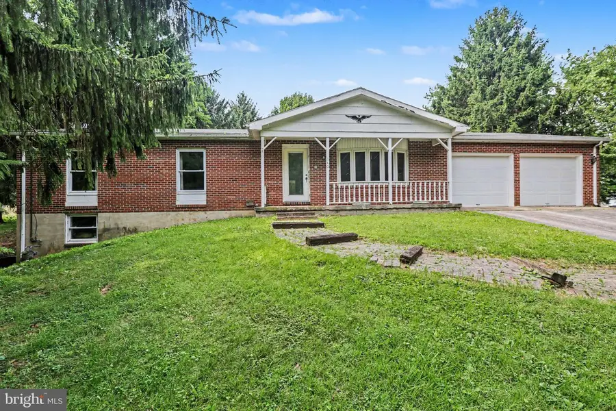 140 Codorus Furnace Rd, Mount Wolf, PA 17347 - #2