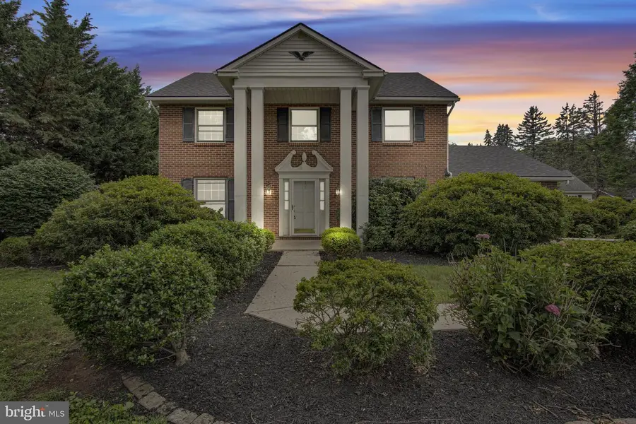 811 Greenbriar Rd, York, PA 17404 - #2