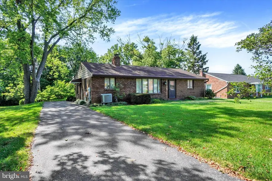 406 Beaumont Rd, York, PA 17403 - #3