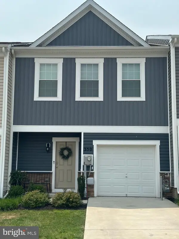 350 Locust Run Dr, YORK, PA 17404