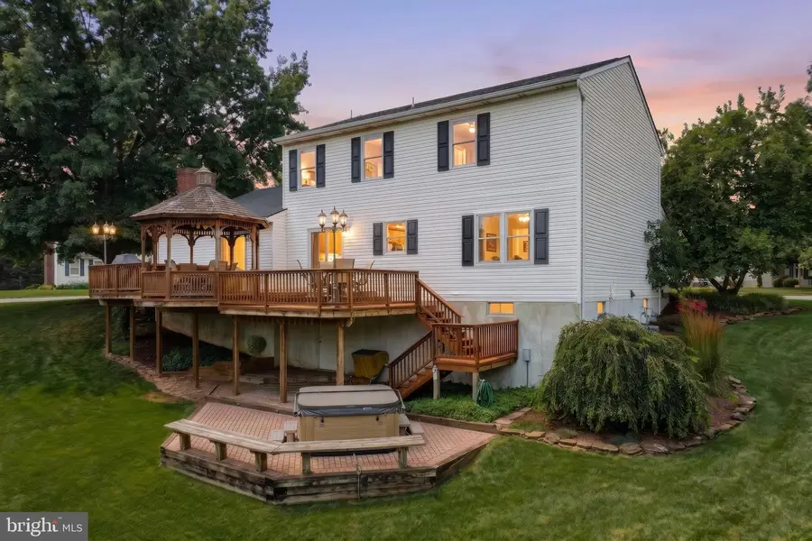 2896 Olde Field Dr, York, PA 17408 - #2