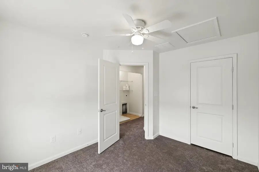 418 Charles Ave, Hanover, PA 17331 - #3