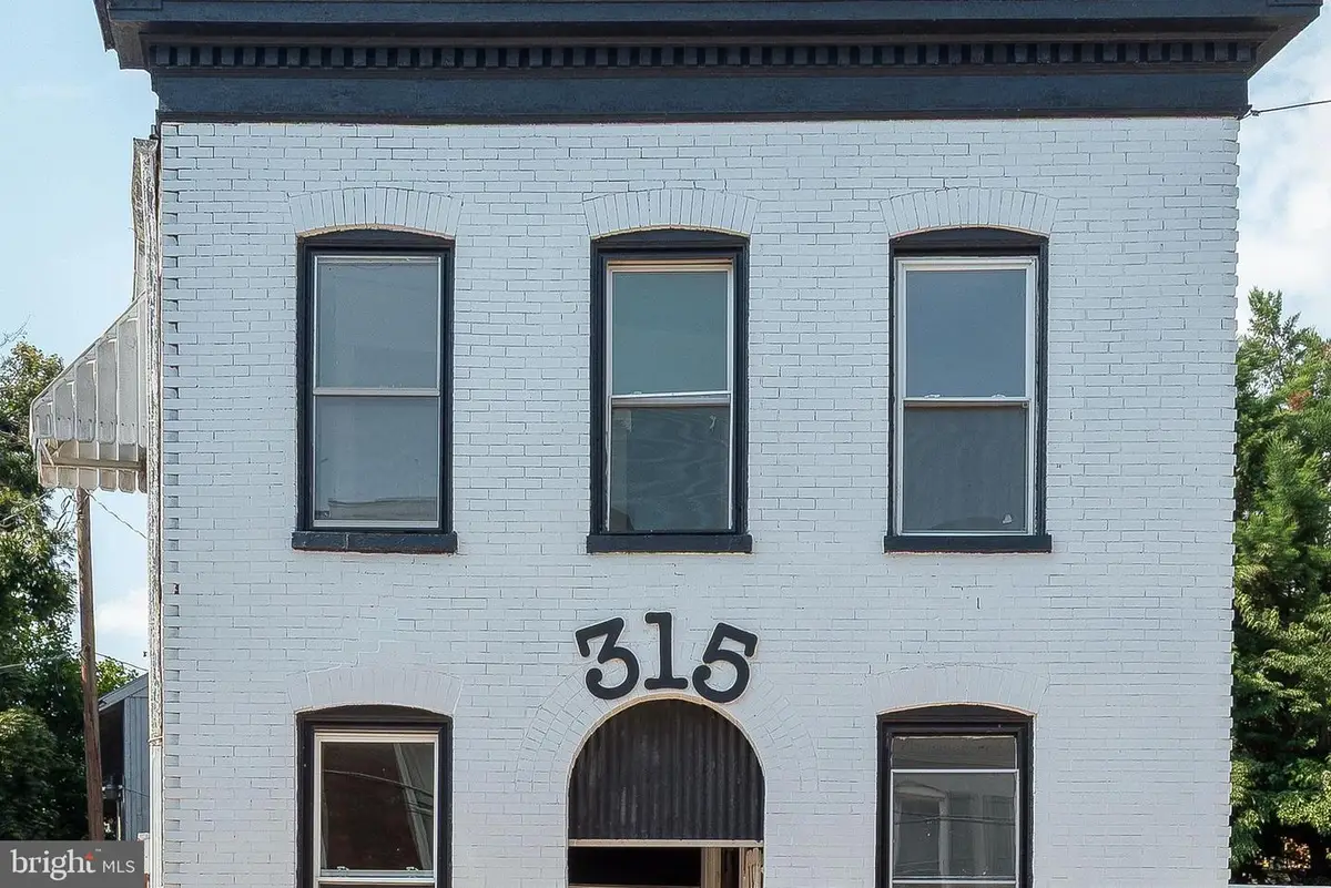 315 W North St, York, PA 17401 - #1