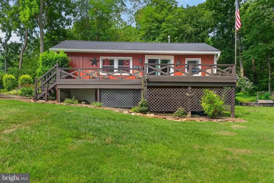 101 Pelican Ln, Wrightsville, PA 17368 - #2