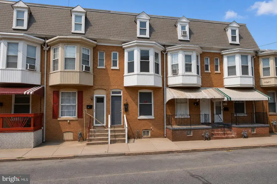 460 S Pershing Ave, York, PA 17401 - #2