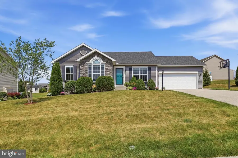 290 N Alpine Dr, York, PA 17408 - #2