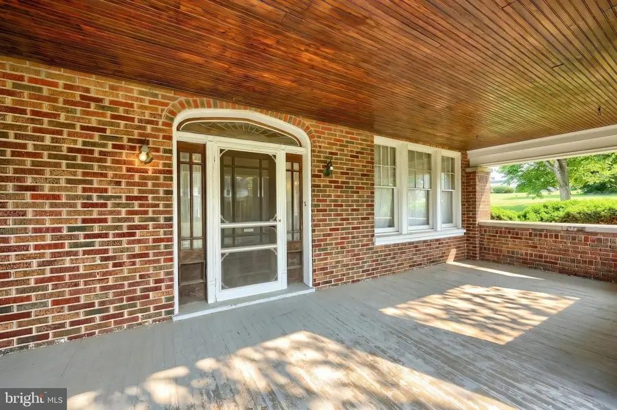 41 W Main St, Fawn Grove, PA 17321 - #3