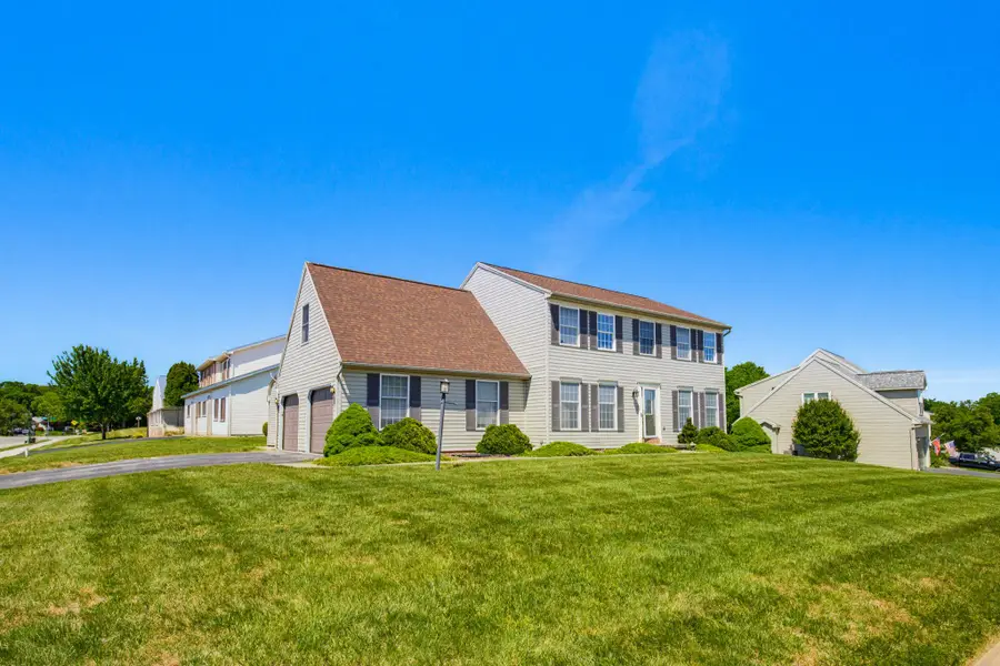 1802 Michelle Dr, York, PA 17408 - #2