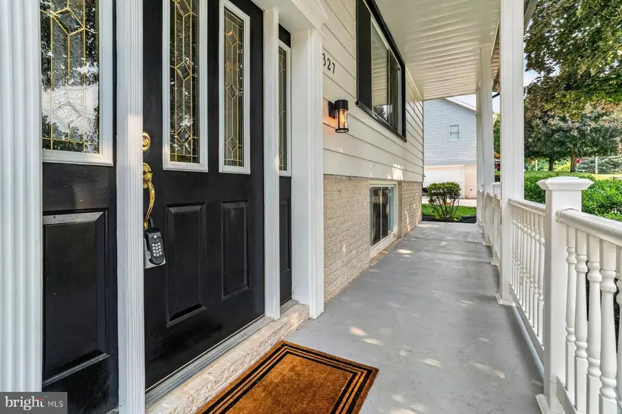 327 S Duke St, York, PA 17403 - #3