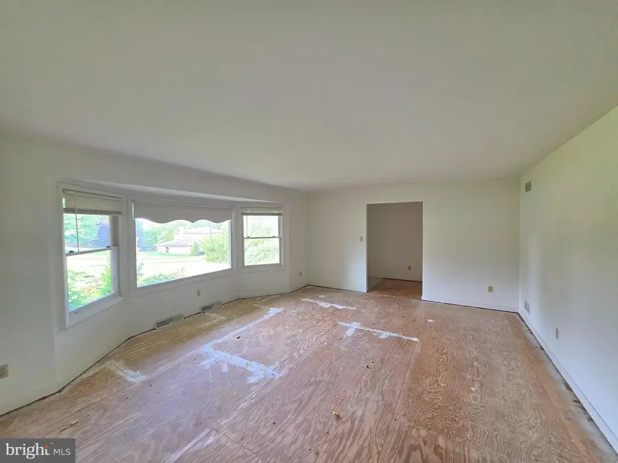 3765 Compton Ln, York, PA 17402 - #2
