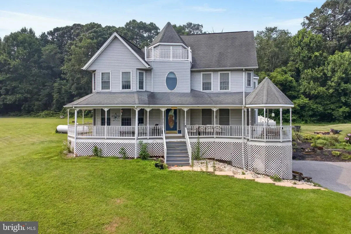 883 Bridgeton Rd, Fawn Grove, PA 17321 - #1