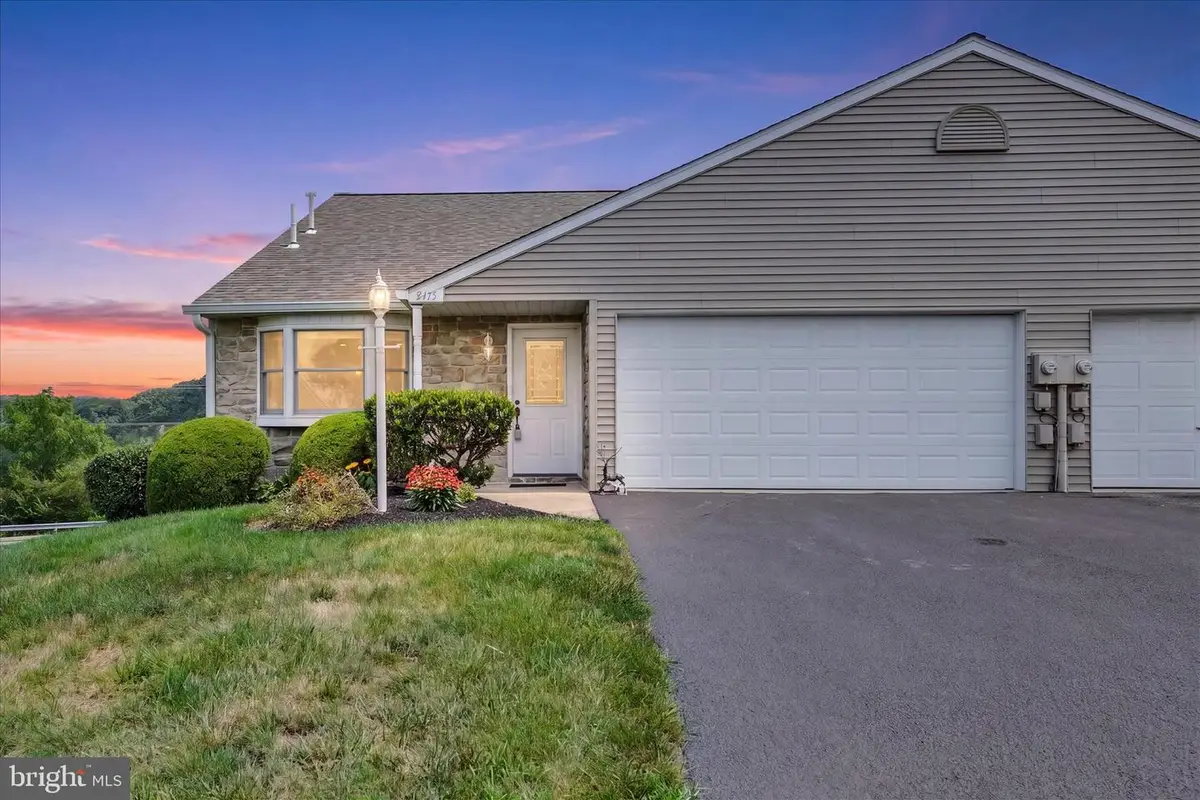 2475 Pin Oak Dr #64, York, PA 17406 - #1