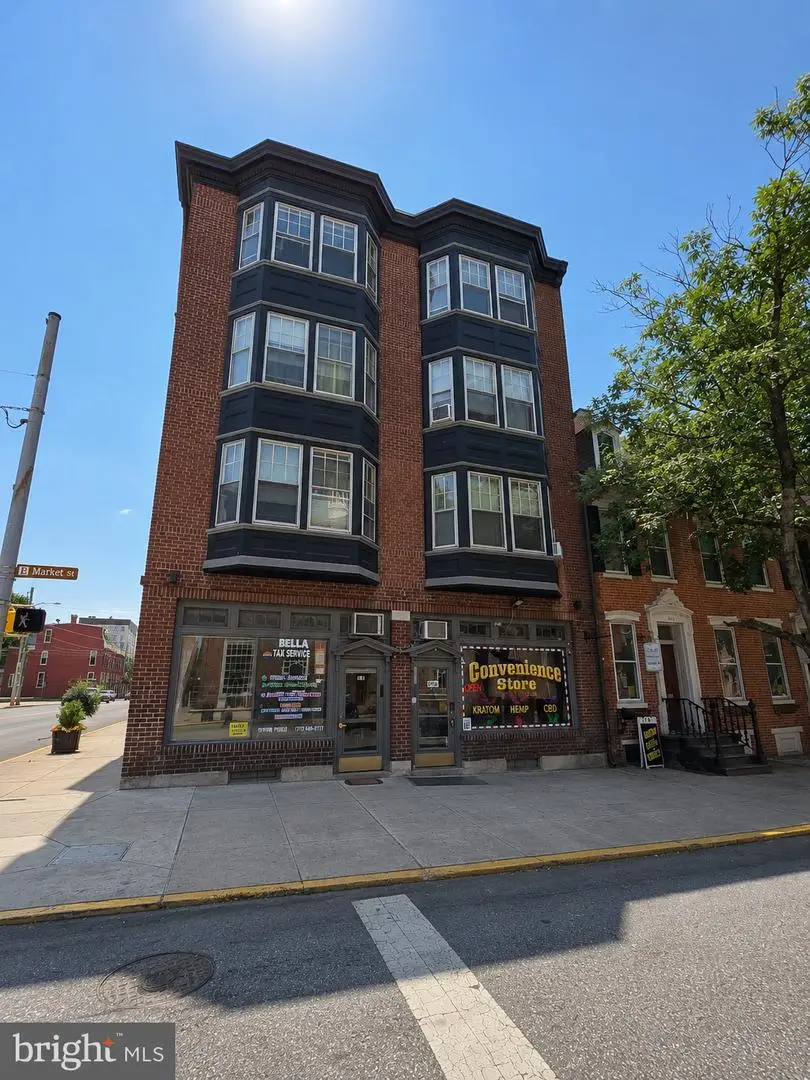 162 E Market St, York, PA 17401 - #2