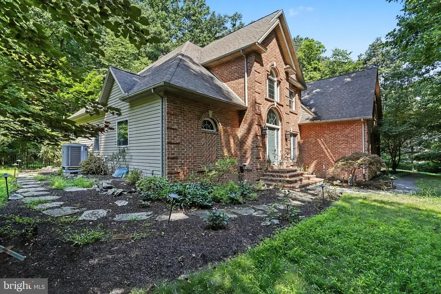 661 Hunters Ln, Lewisberry, PA 17339 - #3