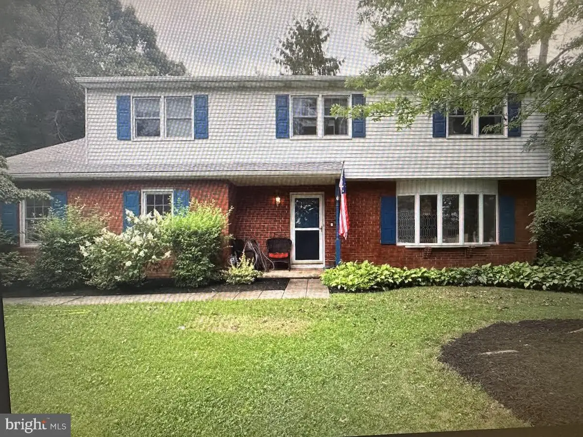 572 School Rd, York, PA 17407 - #1