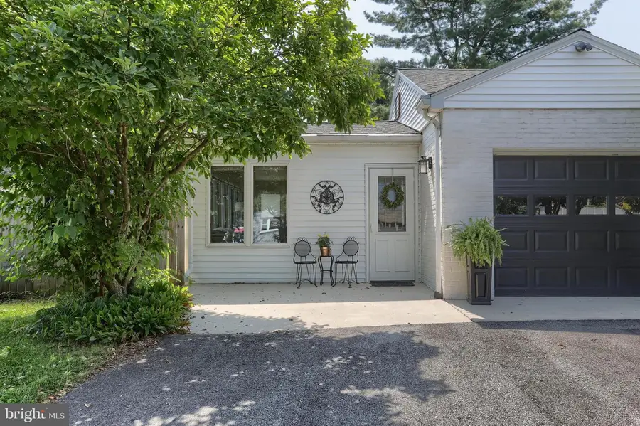 390 Greendale Rd, York, PA 17403 - #3