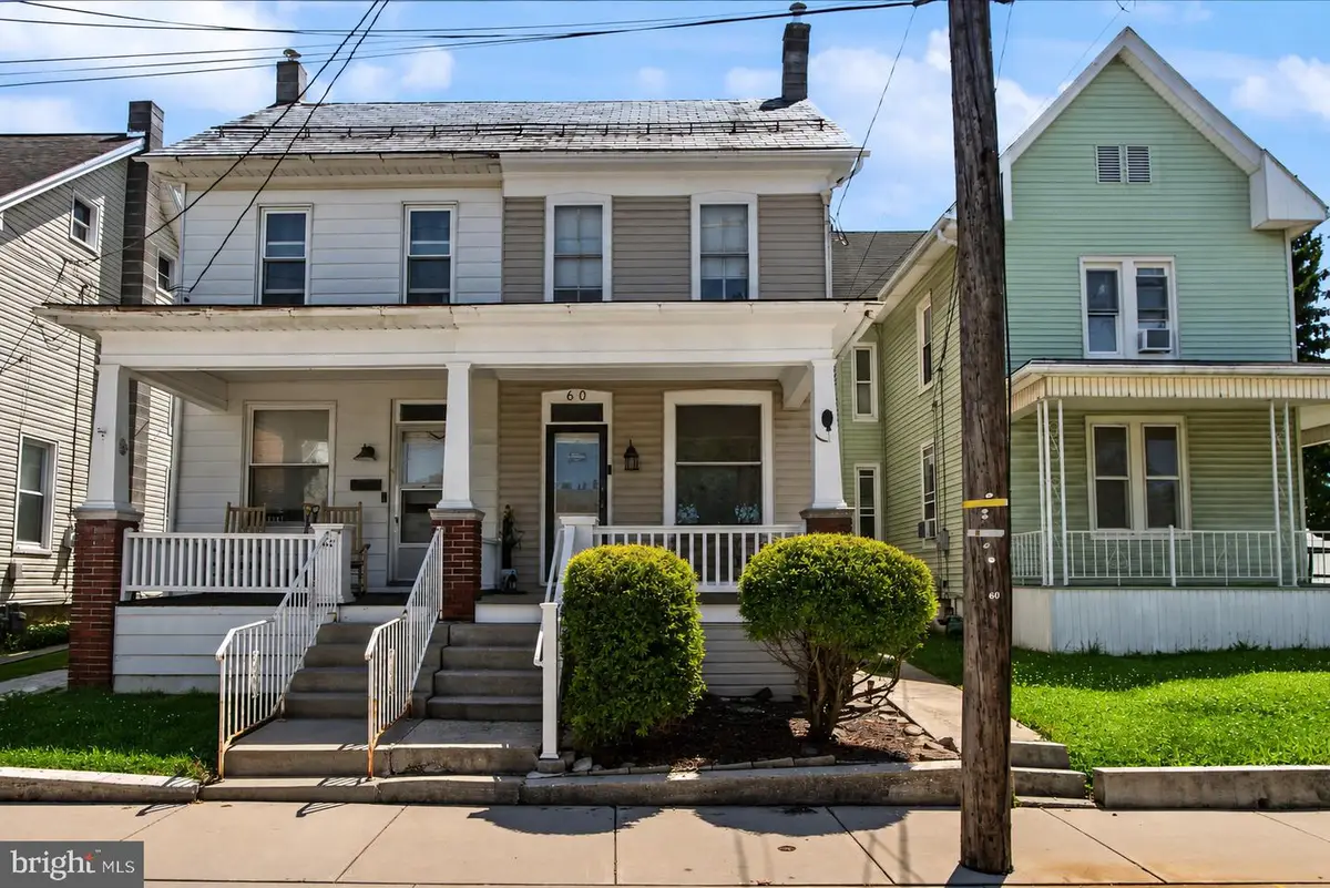 60 E Maple St, Dallastown, PA 17313 - #1