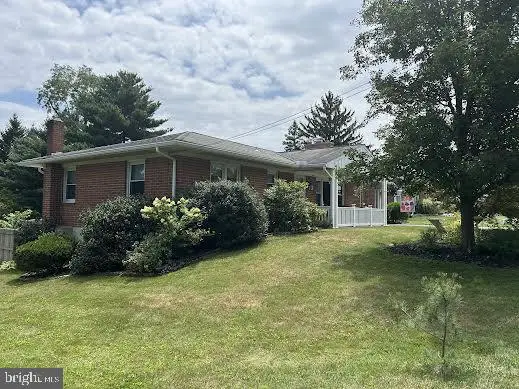 502 Bowman Ave, Lewisberry, PA 17339 - #2