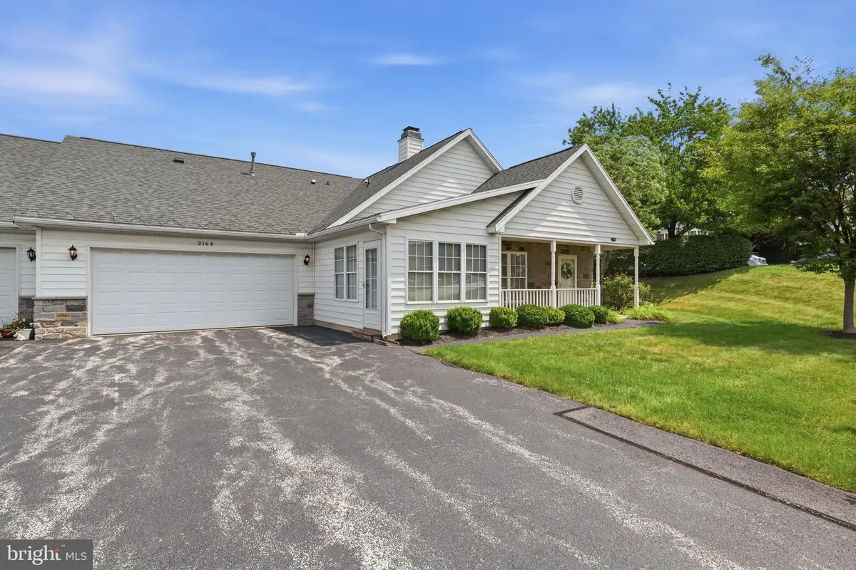 2164 Knob Hill, York, PA 17403 - #1