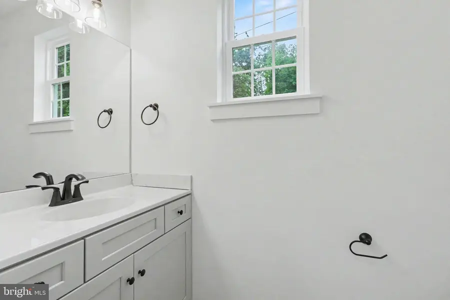507 S Baltimore St, Dillsburg, PA 17019 - #3