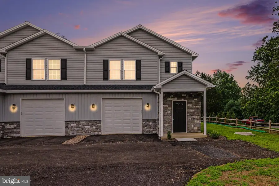 509 S Baltimore St, Dillsburg, PA 17019 - #3