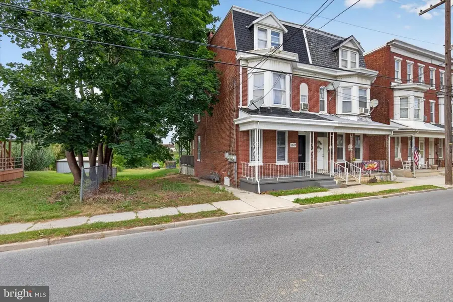 1547 W King St, York, PA 17404 - #2