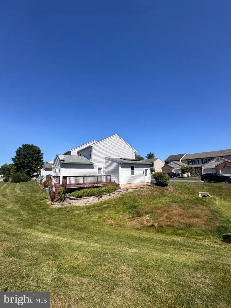 3033 Bornt Dr, Dover, PA 17315 - #2