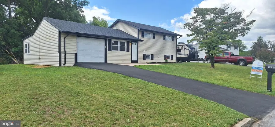 3140 Lark Dr, York, PA 17404 - #2