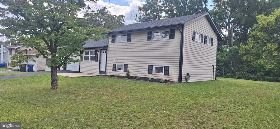 3140 Lark Dr, York, PA 17404 - #3