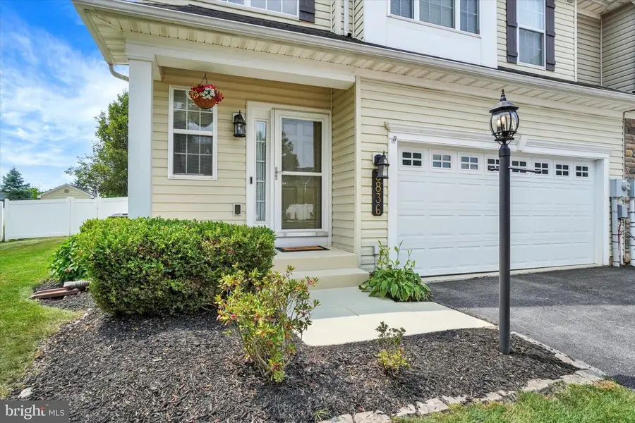 3836 Kings Ln, Dover, PA 17315 - #3