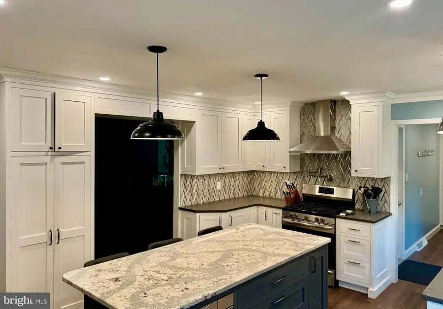 830 Pinehurst Rd, York, PA 17402 - #3
