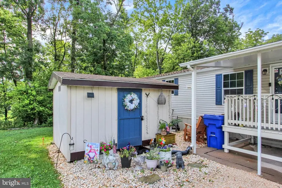223 Waldorf Dr, York, PA 17404 - #2