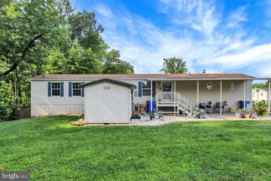 223 Waldorf Dr, York, PA 17404 - #3