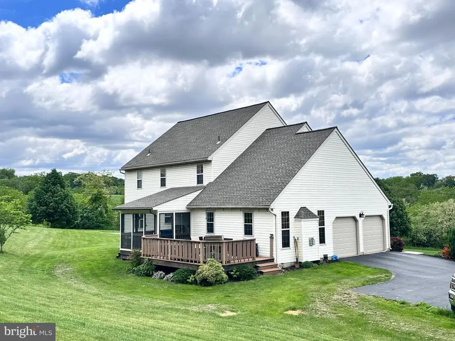 739 Monarch Dr, York, PA 17403 - #2