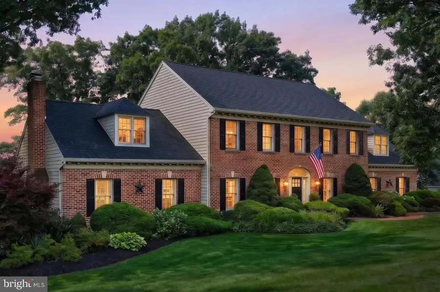 2247 Spangler Cir, York, PA 17406 - #2