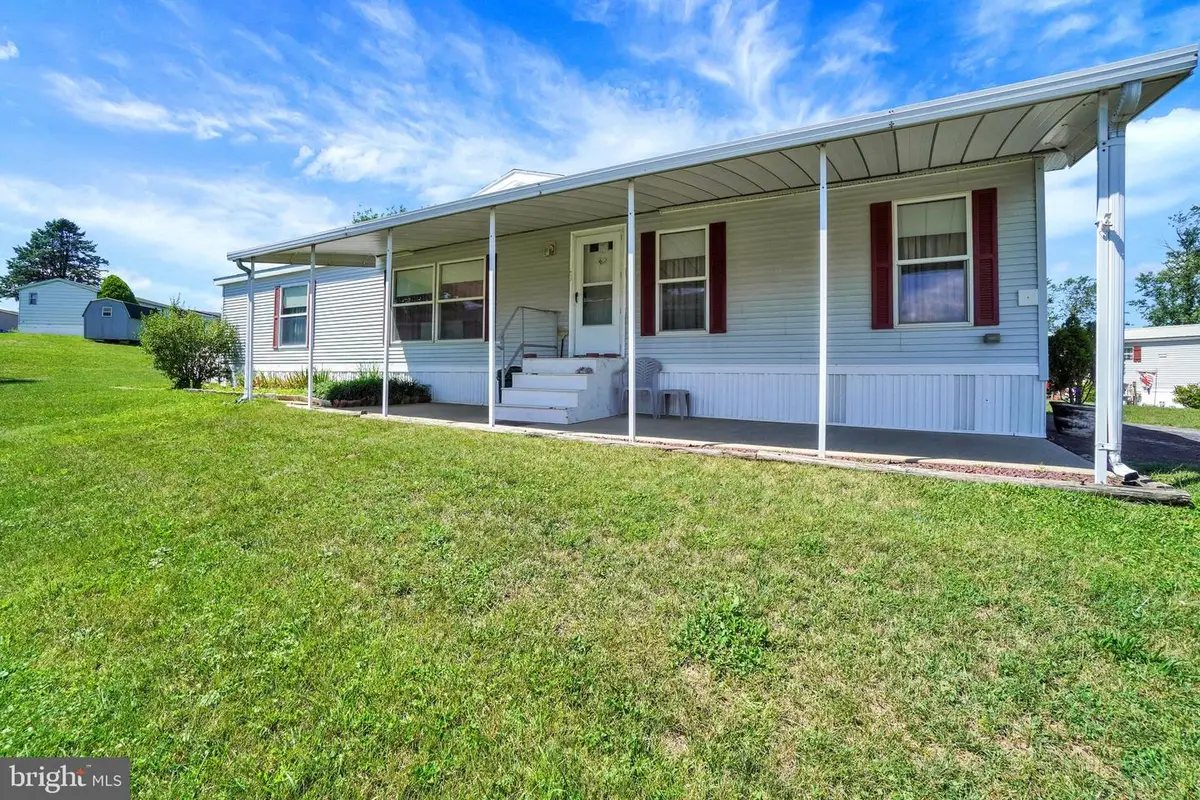 126 Gateshead Dr, Stewartstown, PA 17363 - #1