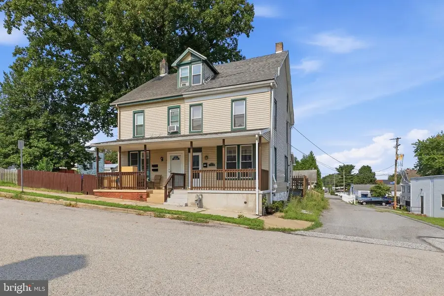 718 N Franklin St, York, PA 17403 - #3