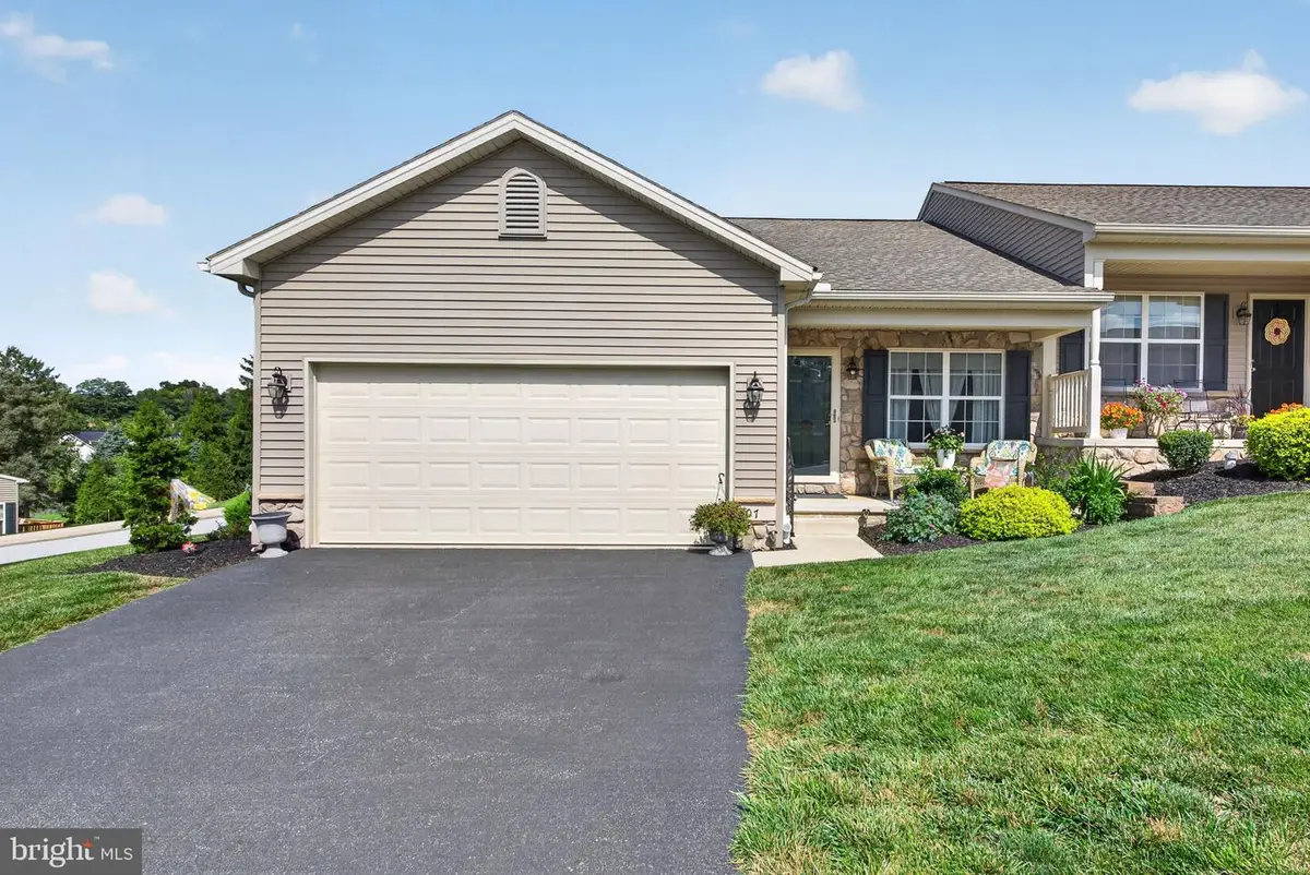107 Shetland Dr #106, Red Lion, PA 17356 - #1