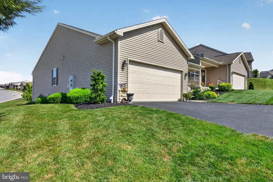 107 Shetland Dr #106, Red Lion, PA 17356 - #3