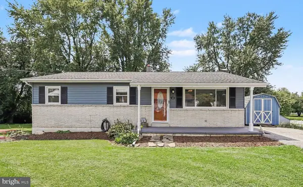 12 Essex Circle Dr, SHREWSBURY, PA 17361