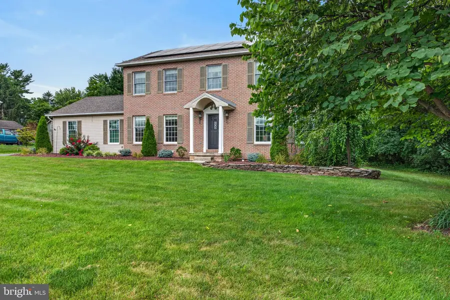 3060 Whitehurst Ct, York, PA 17404 - #2