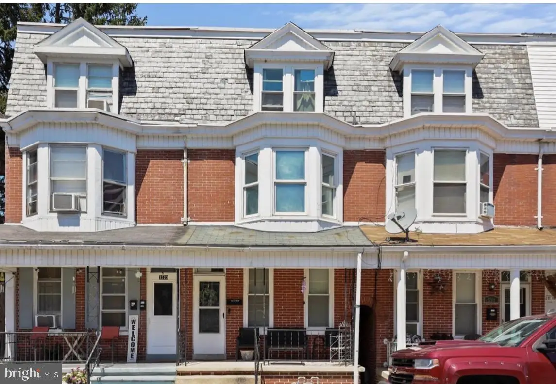 1221 W Poplar St, York, PA 17404 - #1