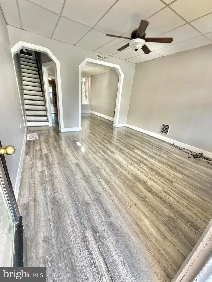 1221 W Poplar St, York, PA 17404 - #2